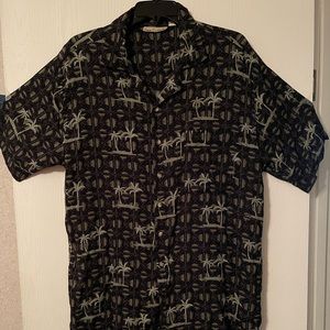 Dress shirt with pocket